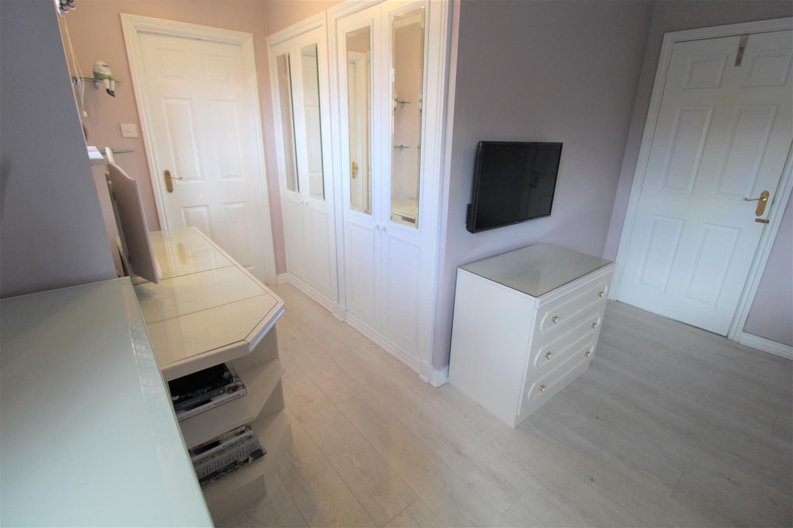 Rockingham Drive, Cheadle, Stoke-On-Trent